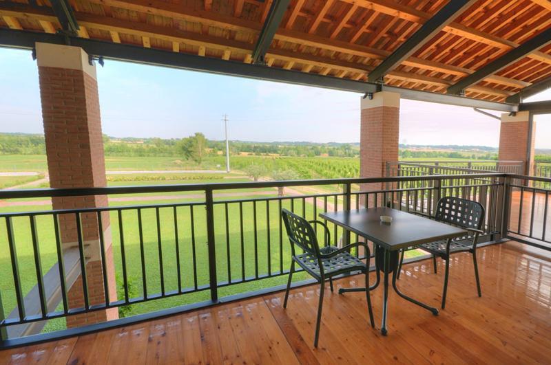 فيلا ديسينسانو ديل غاردافي Agriturismo Colombarino الغرفة الصورة